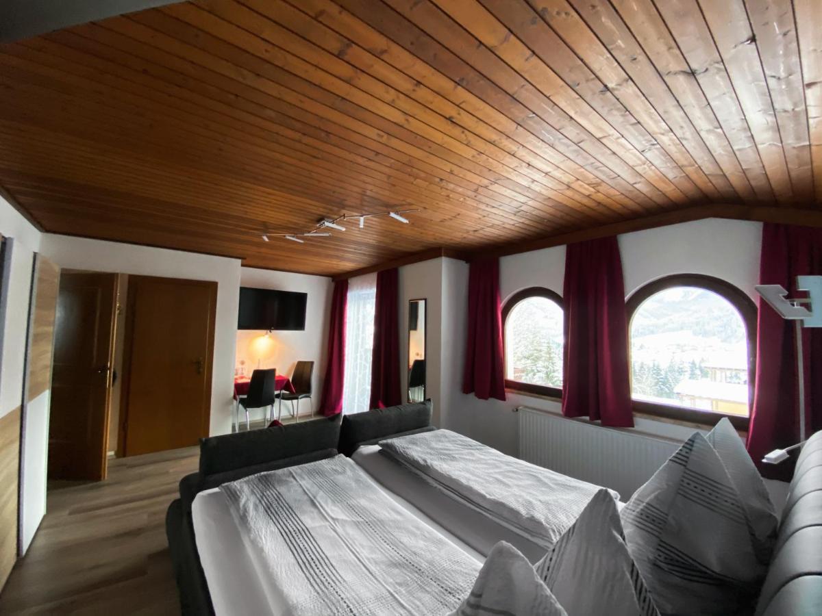 Haus Ratgeb Appartement Filzmoos Buitenkant foto